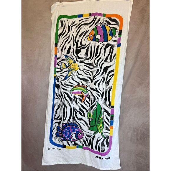Vintage Beach Towel 80s 90s Zebra Fish - Picture 1 of 6